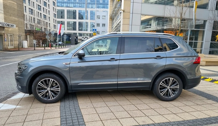Volkswagen Tiguan Allspace cena 98900 przebieg: 147000, rok produkcji 2018 z Warszawa małe 172